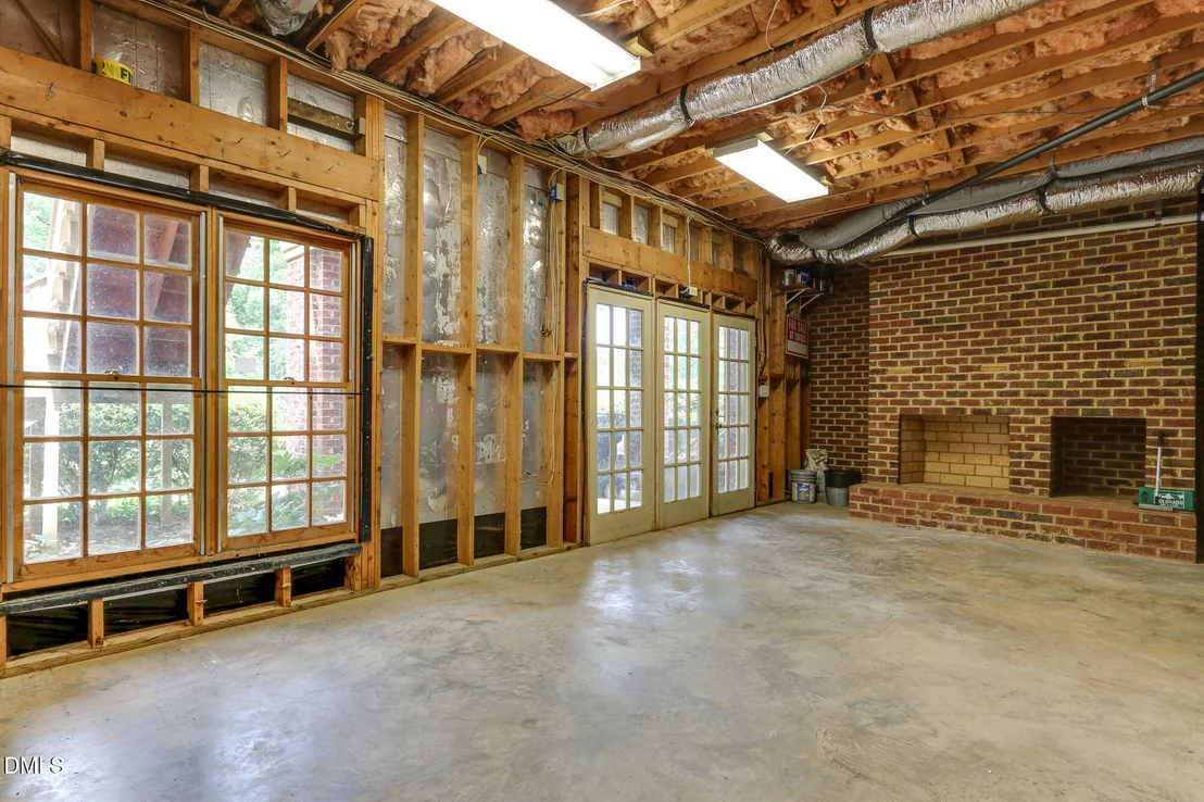 Photo of 3102 Eton Road