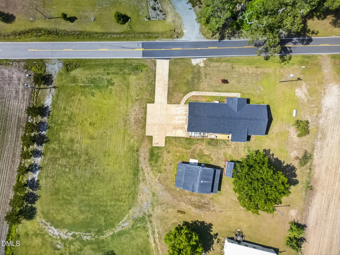 Photo of 1490 Scott Road