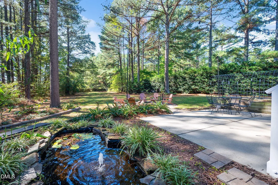 Photo of 1813 Foxbrook Drive