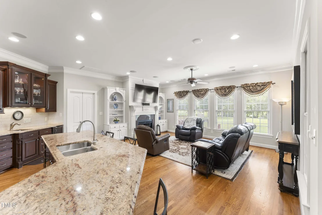 Photo of 5633 Baptist Assembly Road