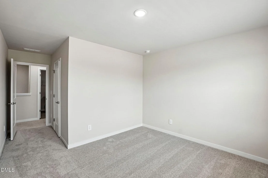 Photo of 141 Gilded Eagle Avenue
