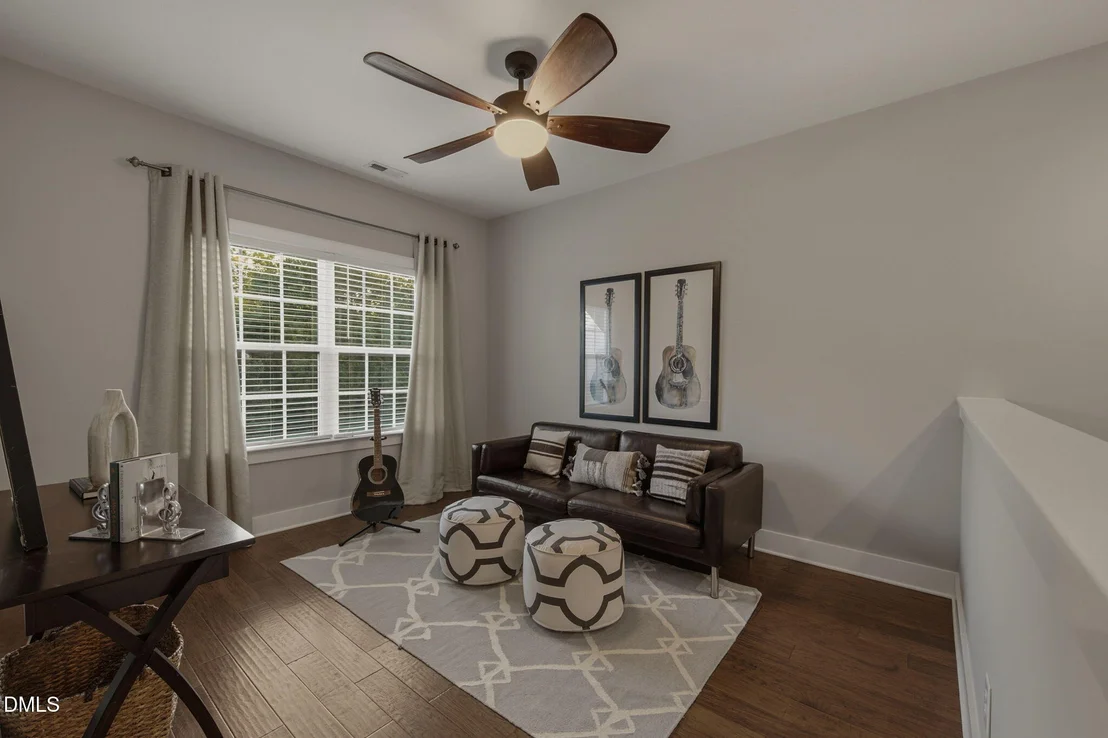 Photo of 1029 Queensdale Drive