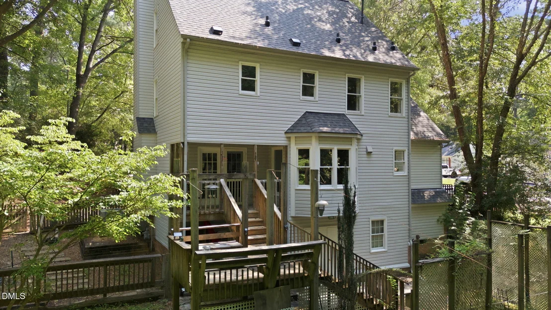 Photo of 1020 Oakwater Drive