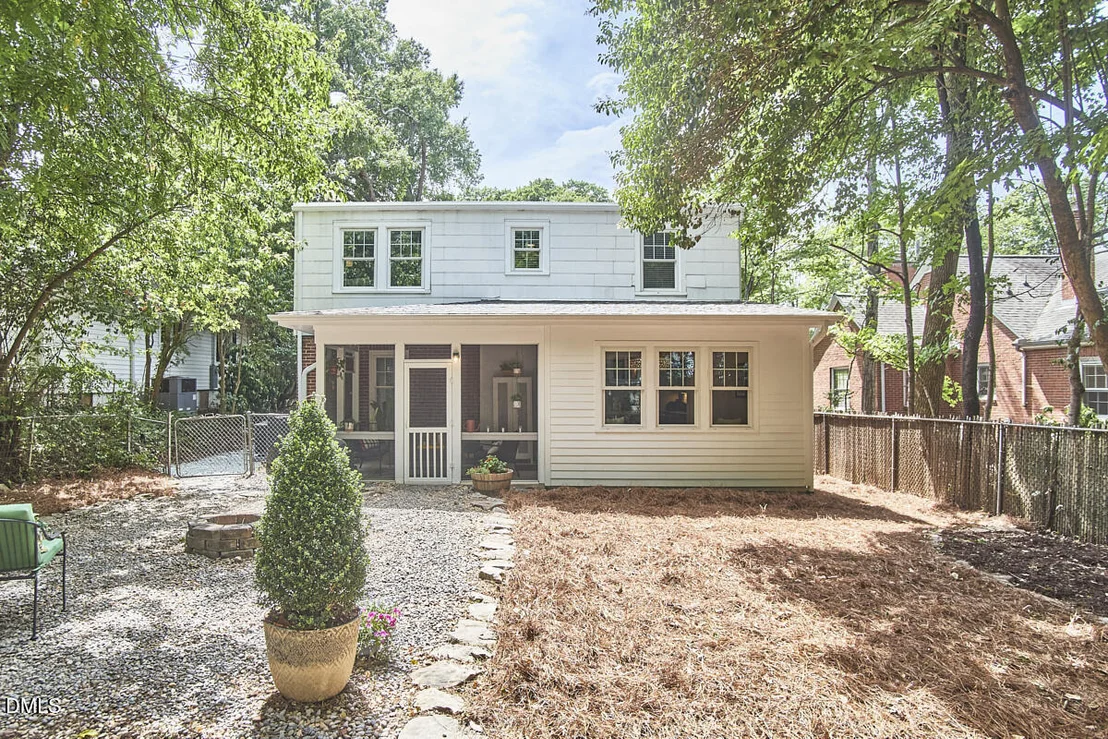 Photo of 1007 Arnette Avenue