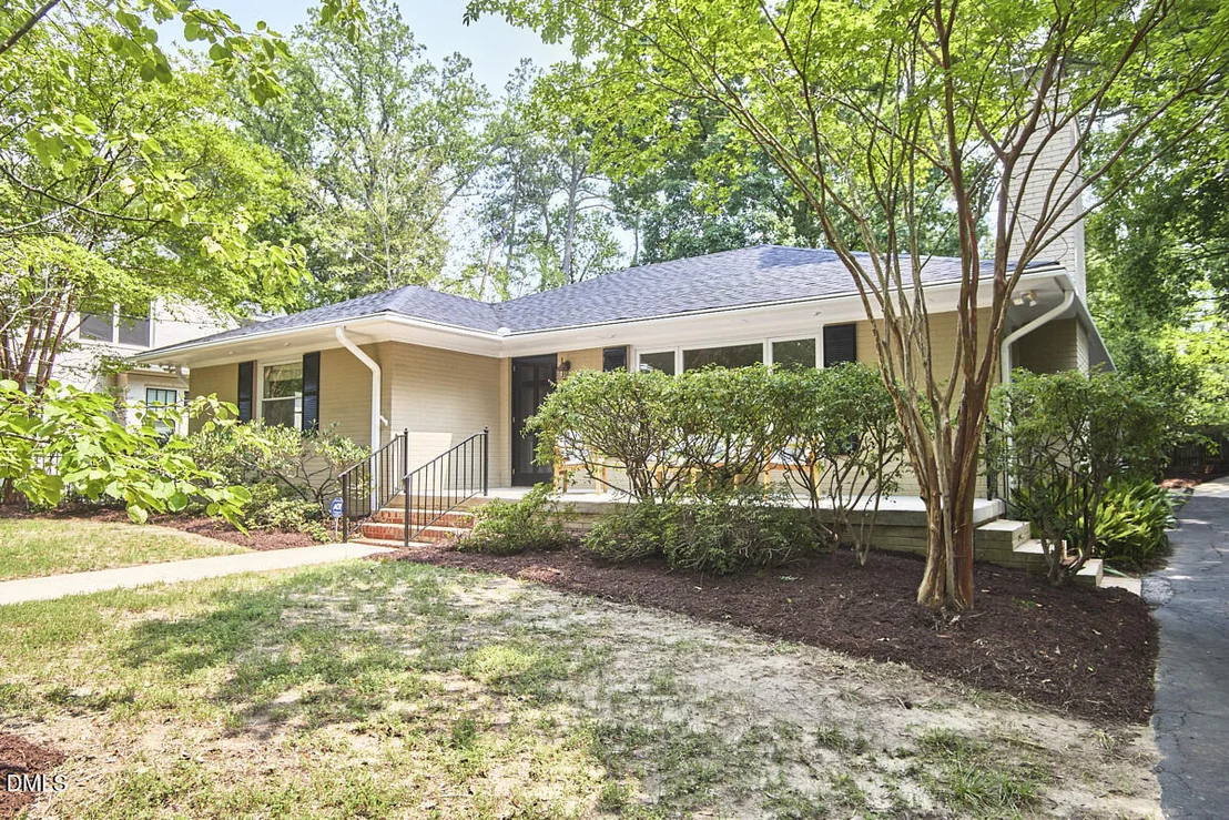 Photo of 118 Forestwood Drive