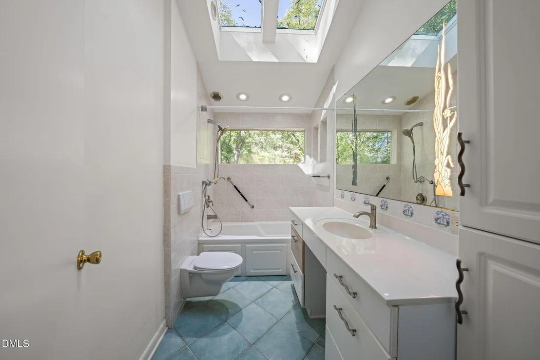 Photo of 1600 Rock Drive