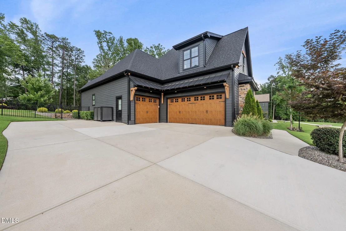 Photo of 8616 Bishop Pine Lane