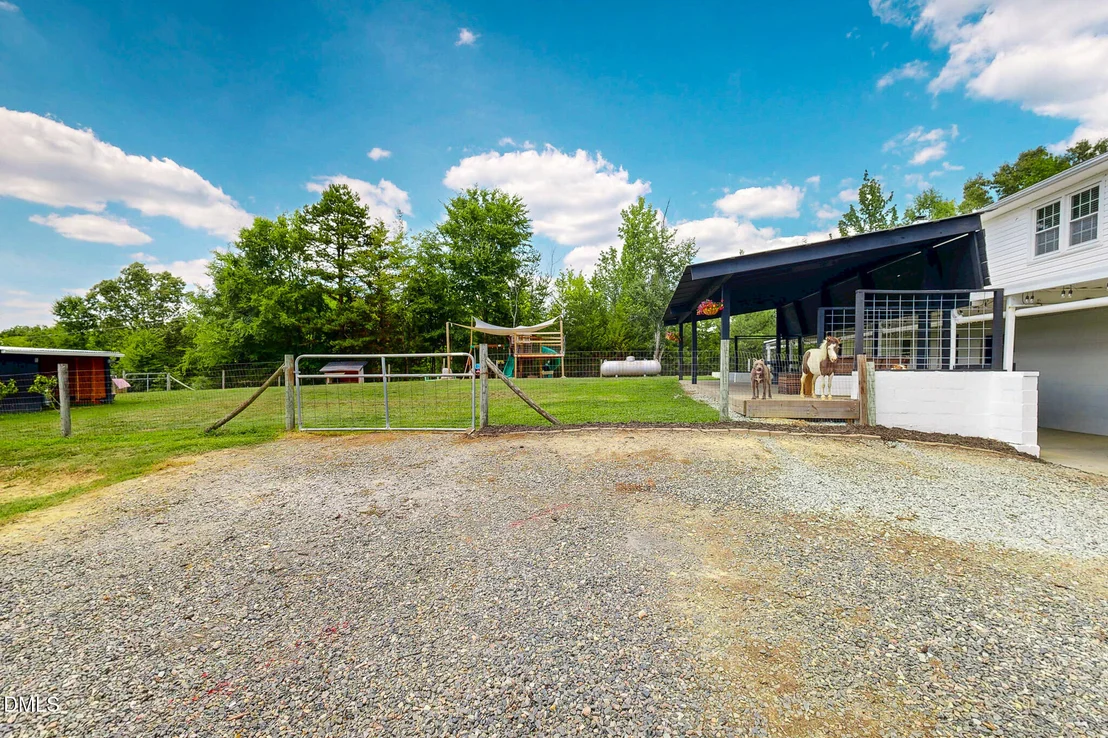 Photo of 1641 Oak Grove Road