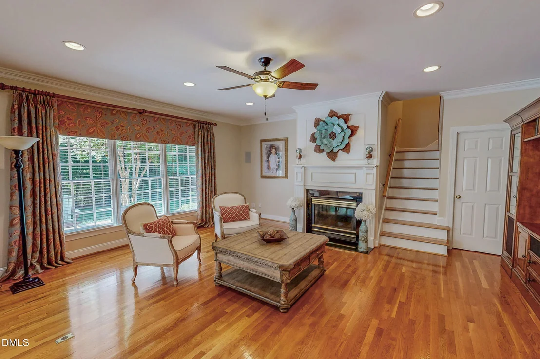 Photo of 355 Denada Path