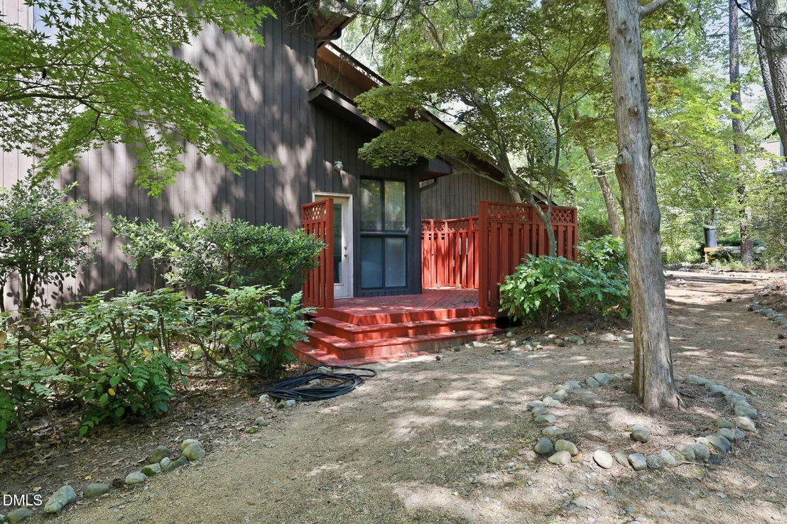 Photo of 910 Tarik Drive