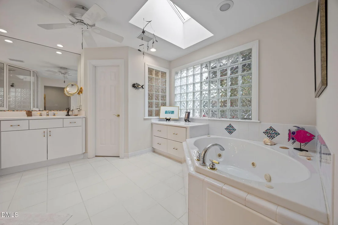 Photo of 2425 Argyle Drive