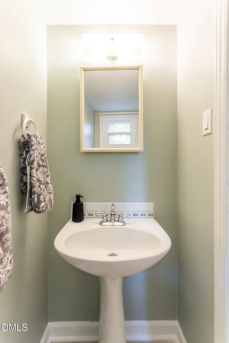 Photo of 4405 David Street