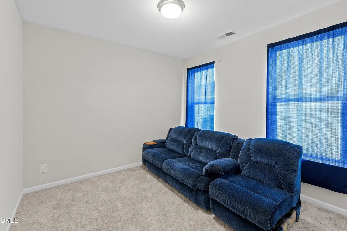 Photo of 77 Carbone Lane