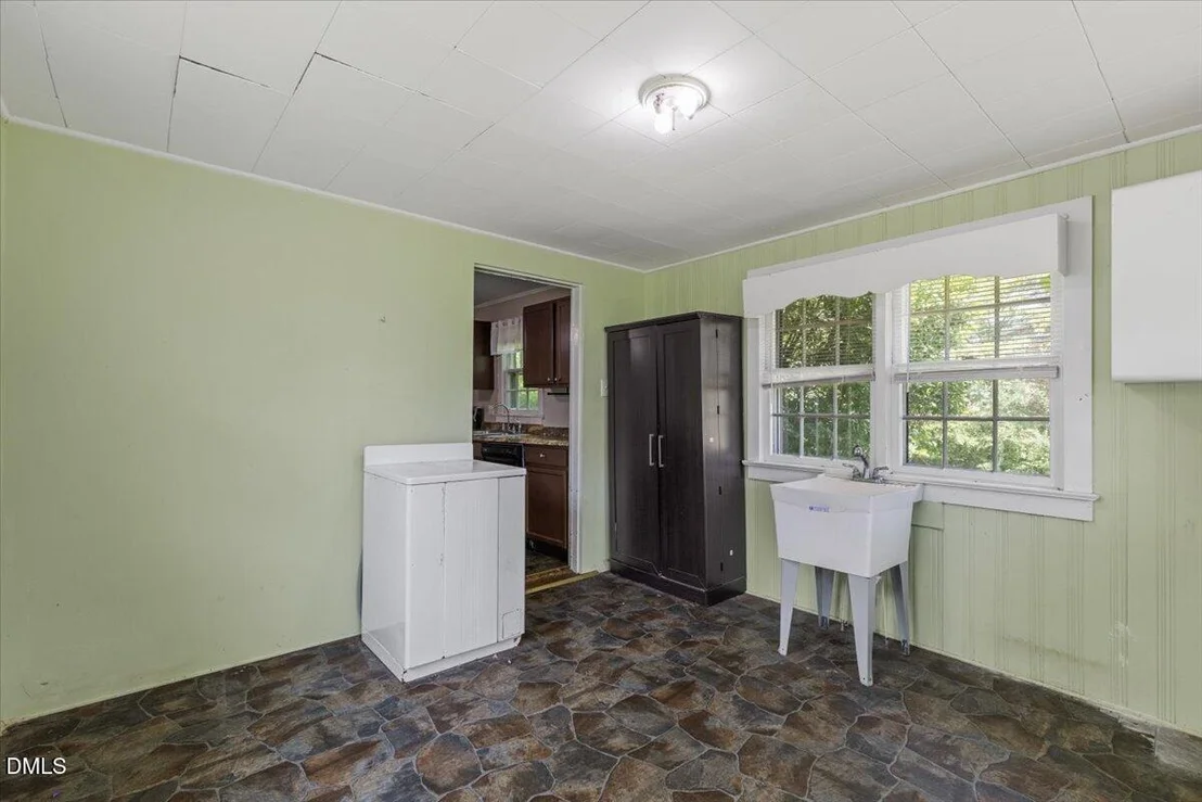 Photo of 700 N Webb Street