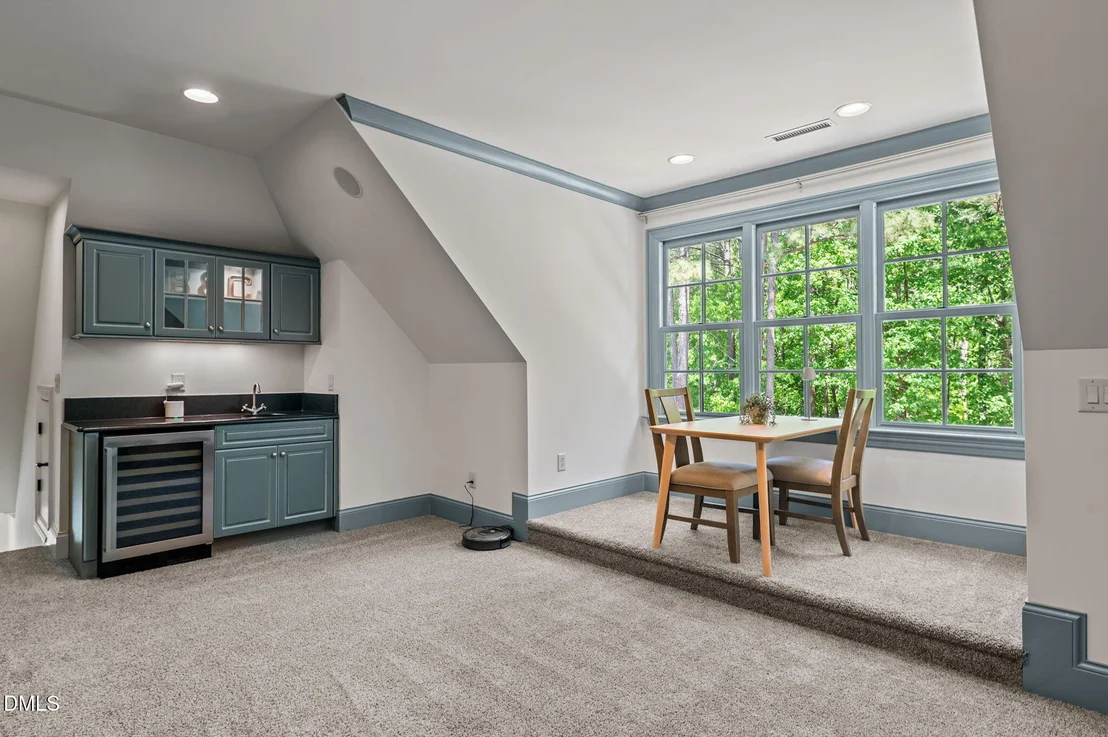 Photo of 1112 Ladowick Lane