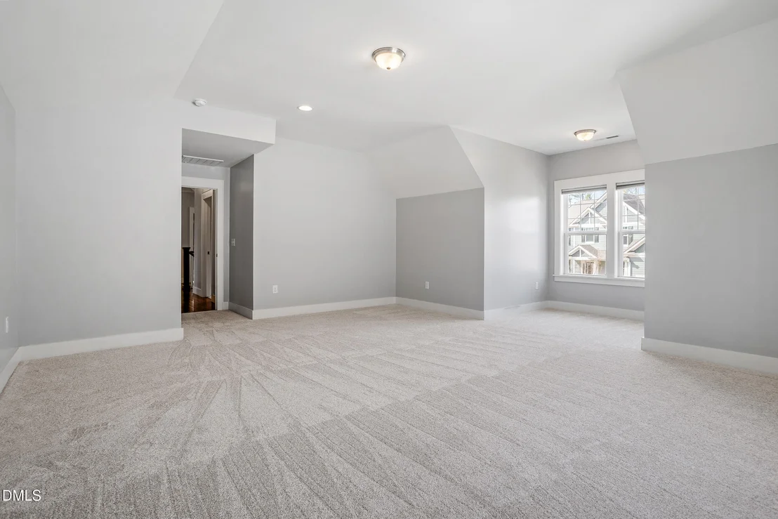 Photo of 123 Larkin Lane