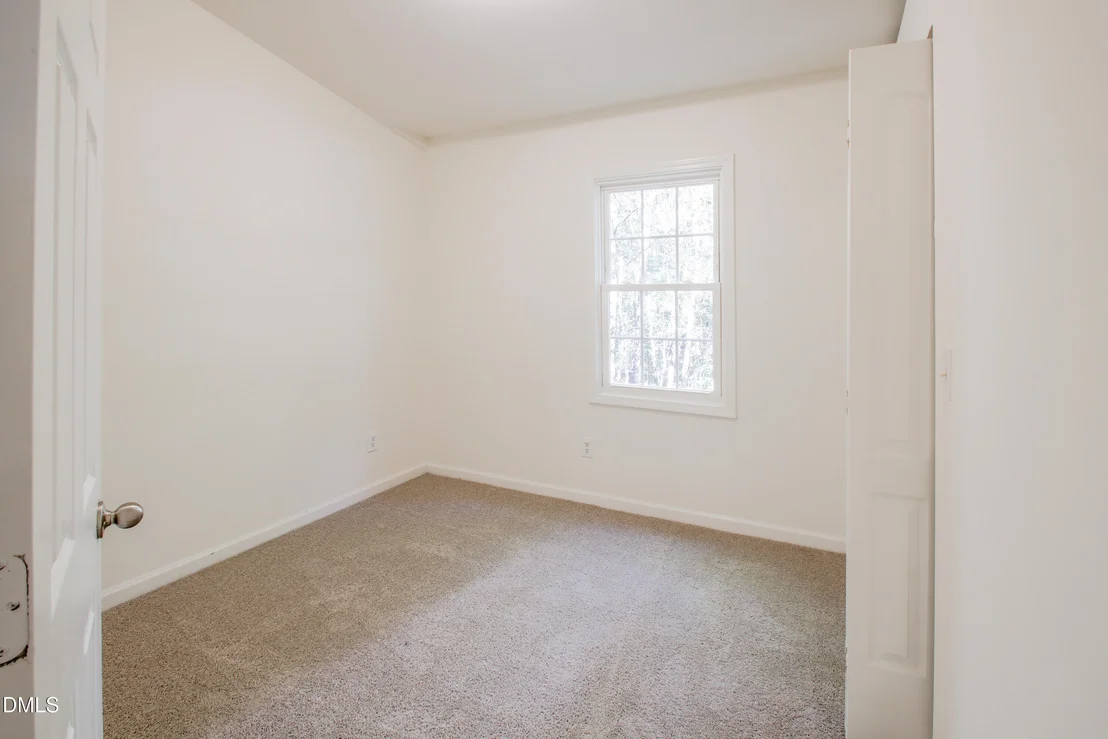 Photo of 2423 Old Oxford Road