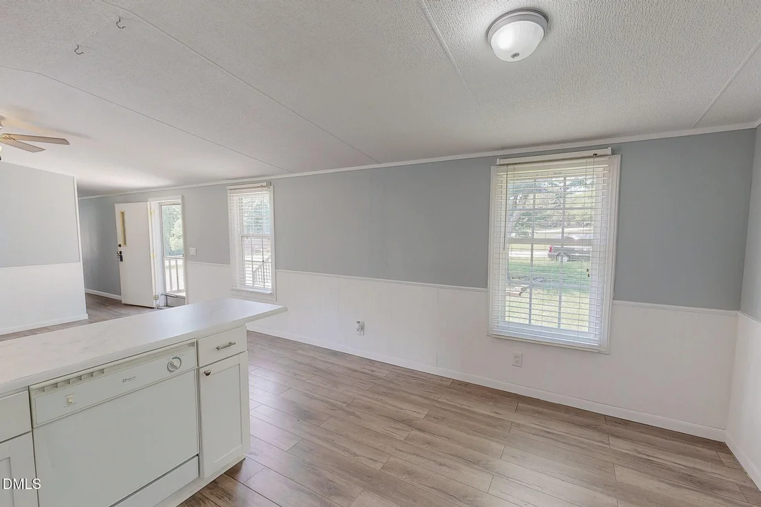Photo of 32 Everett Avenue