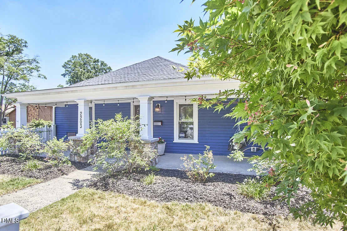 Photo of 2203 Chapel Hill Road