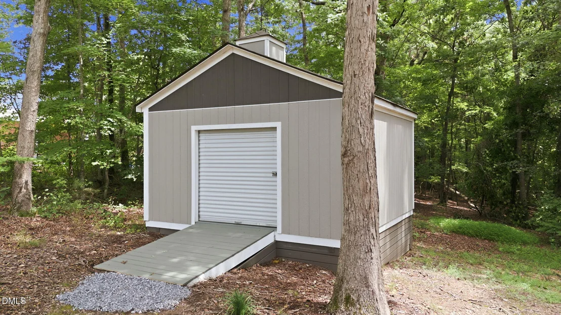 Photo of 331 Forest Oaks Drive