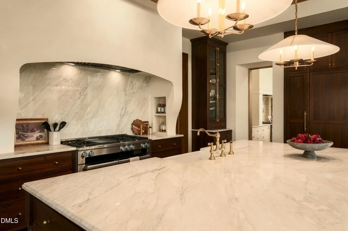 Photo of 1208 Barcroft Place
