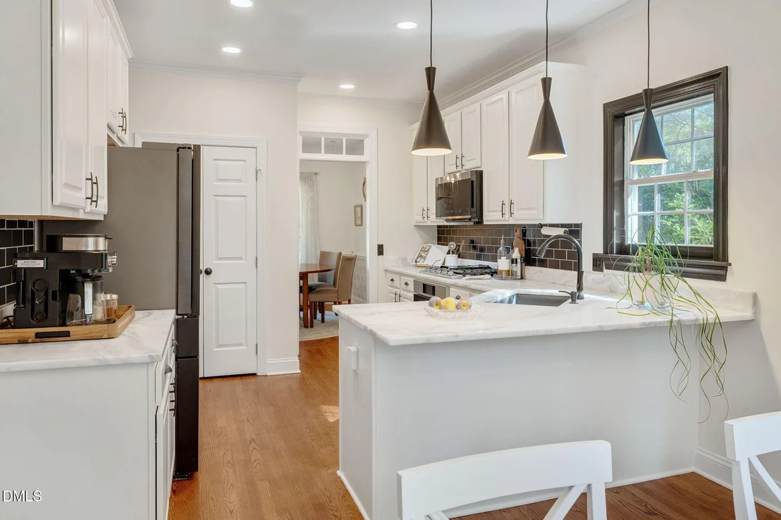 Photo of 1813 Foxbrook Drive