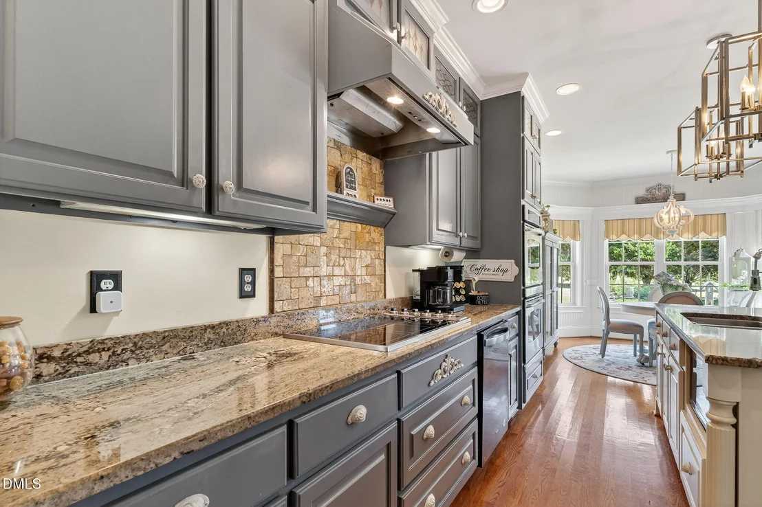 Photo of 296 Shoreline Drive