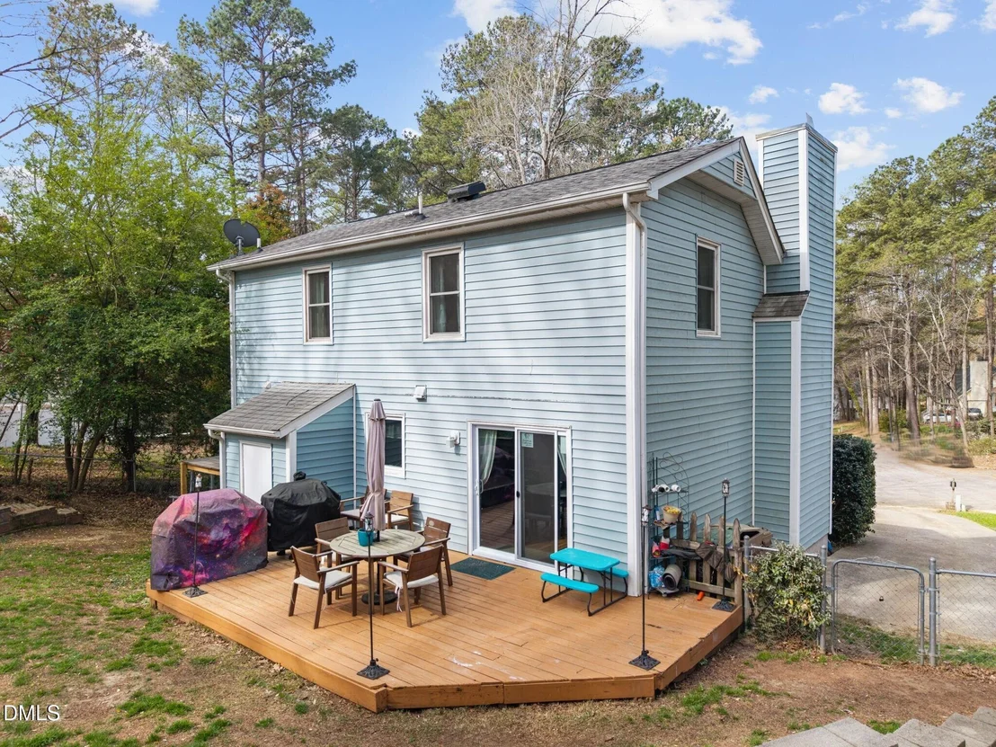 Photo of 212 Esquire Lane