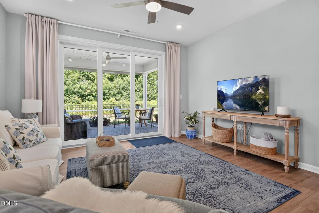 Photo of 104 Shadowbrook Trail