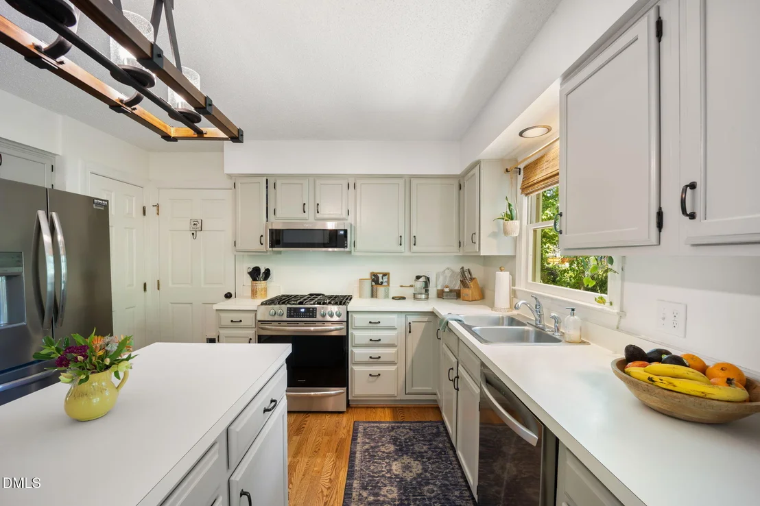 Photo of 1307 Chimney Hill Drive