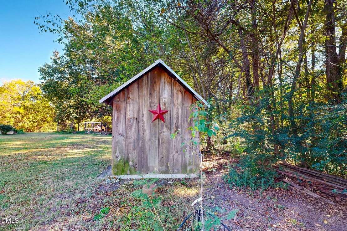 Photo of 416 Charlie Moore Road