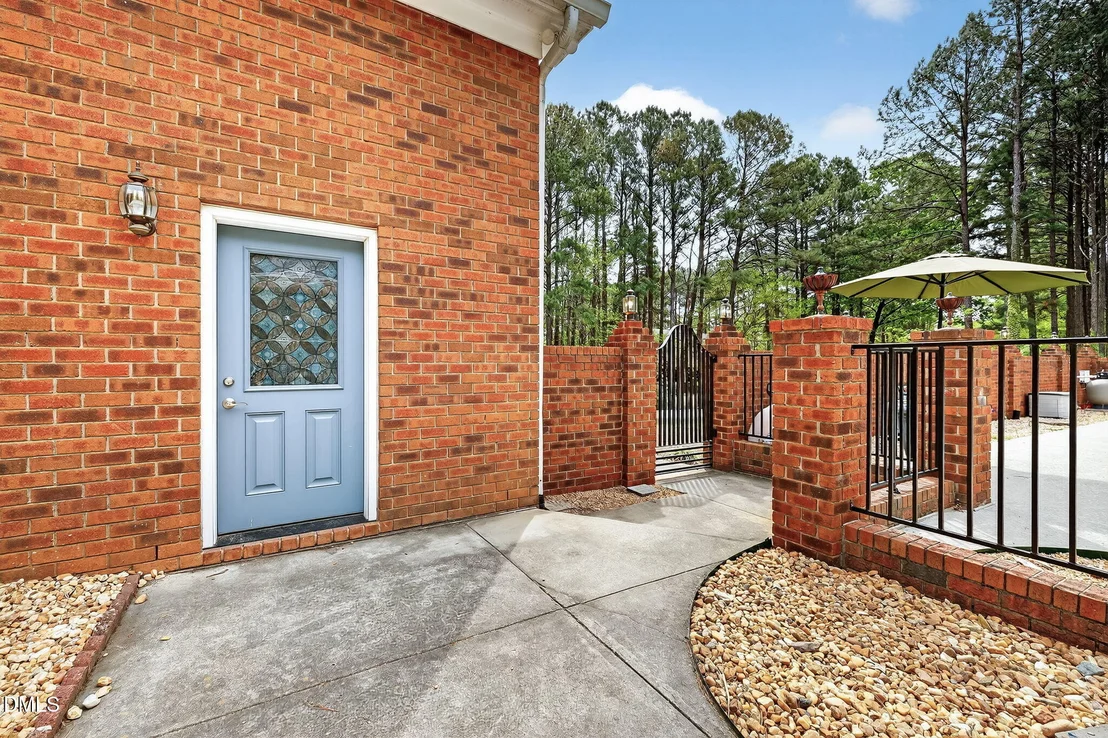 Photo of 3400 Queen Ann Drive