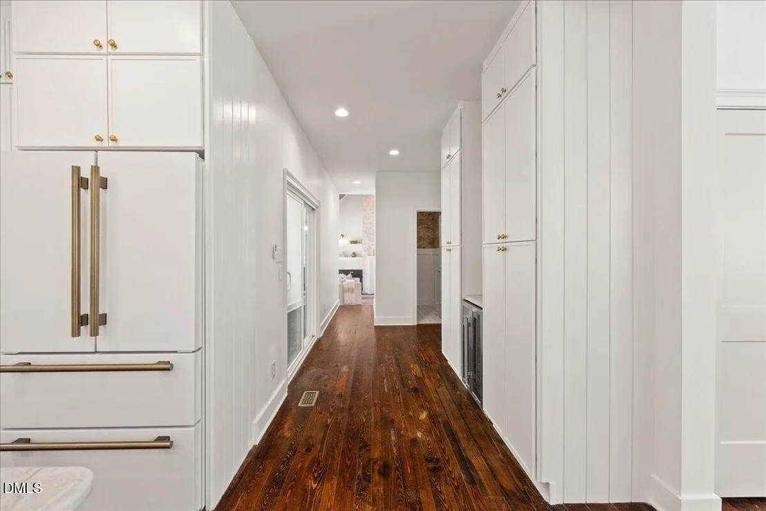 Photo of 419 Eagle Point Road