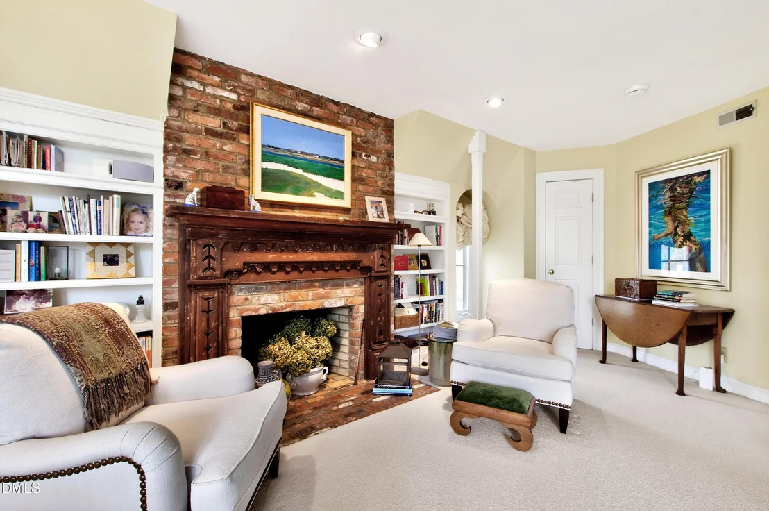 Photo of 223 Hillcrest Circle