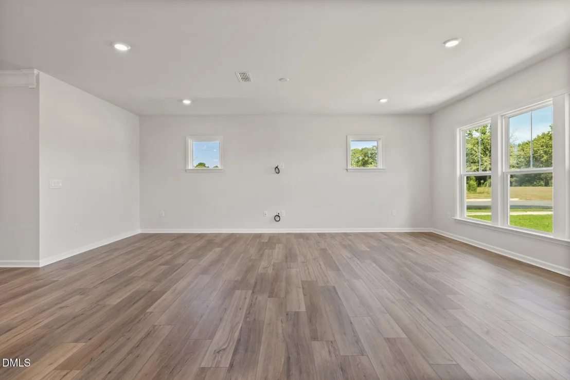 Photo of 2101 Saunders Farm Drive