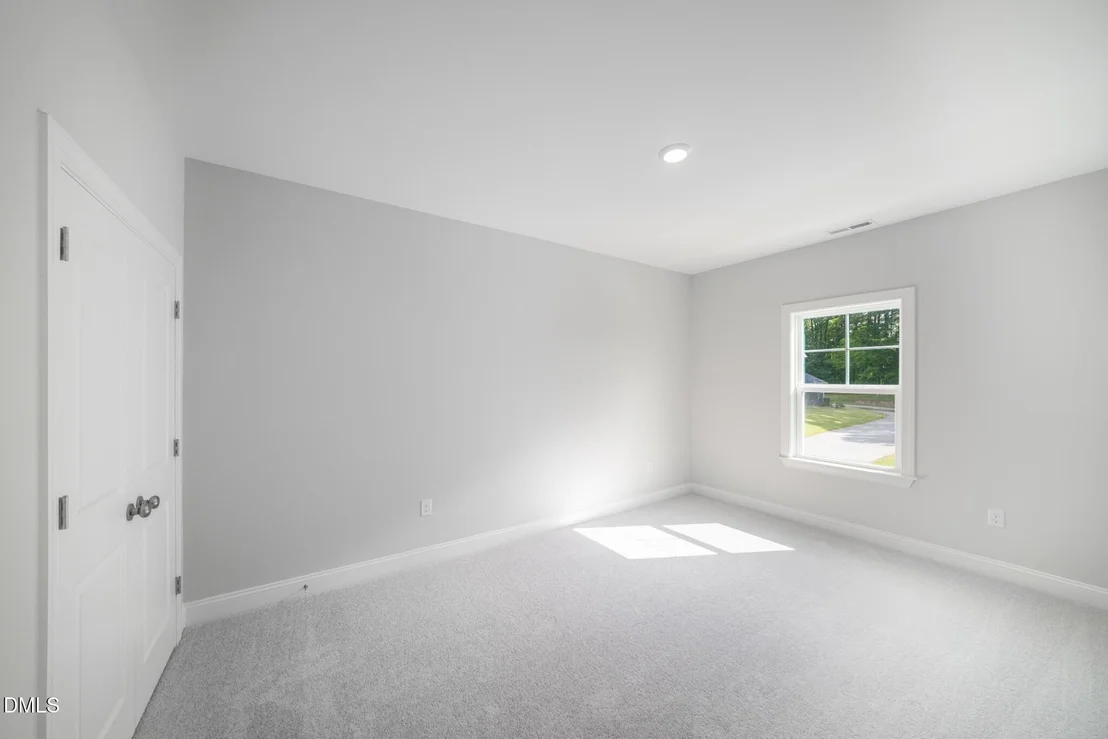 Photo of 129 Fablewood Trail