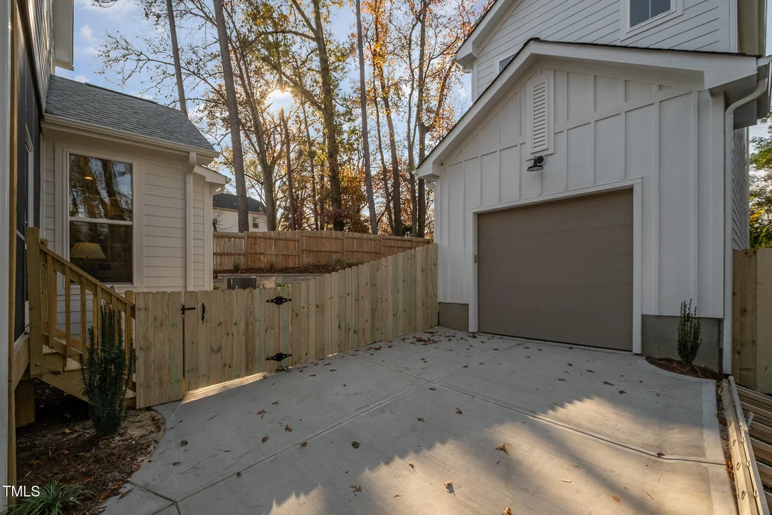 Photo of 1409 Sedgefield Street