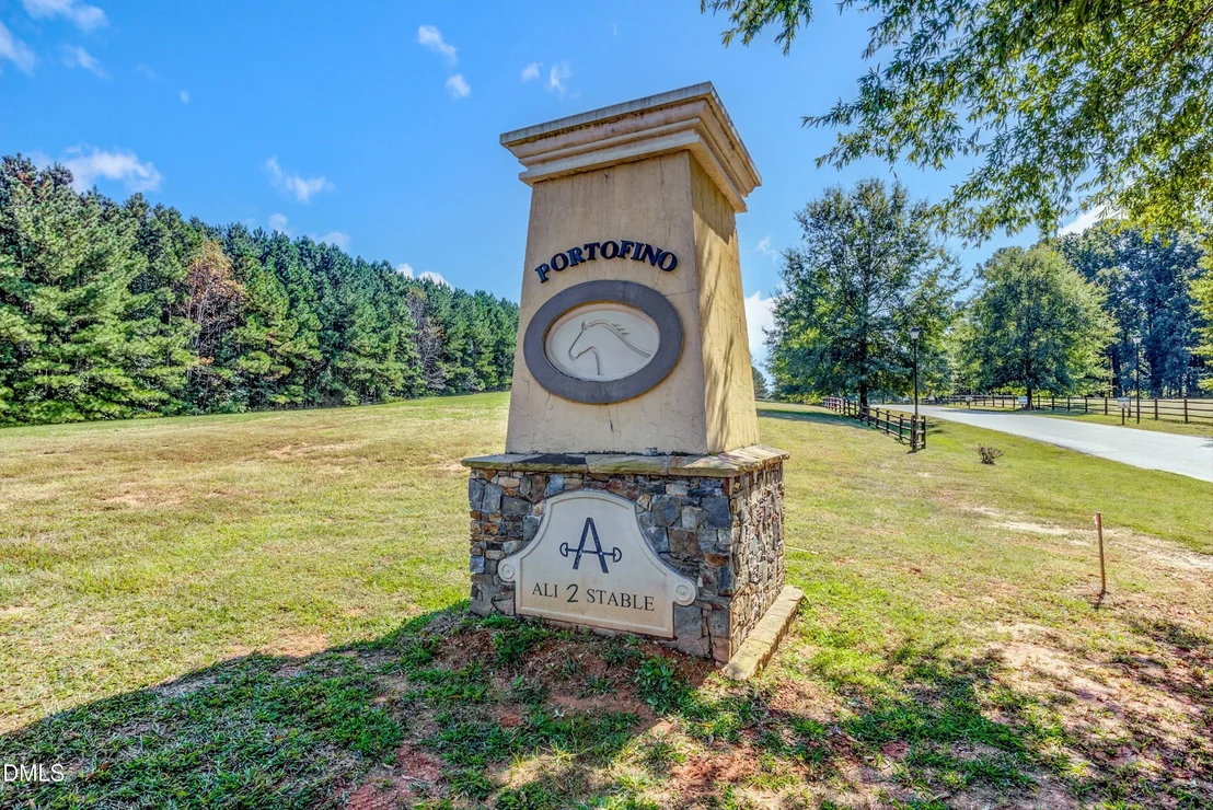 Photo of 603 Gianna Drive
