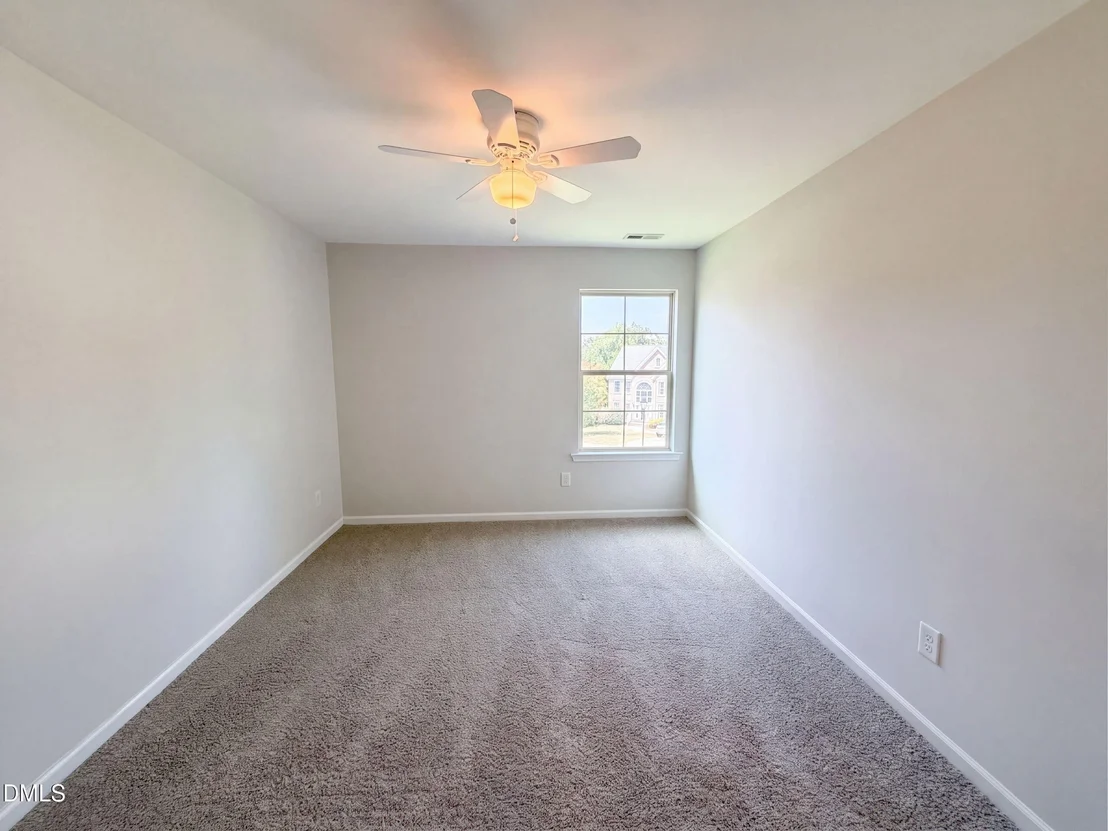 Photo of 1304 Litchborough Way