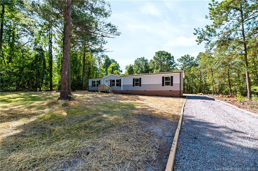 Photo of 948 Pine Oak