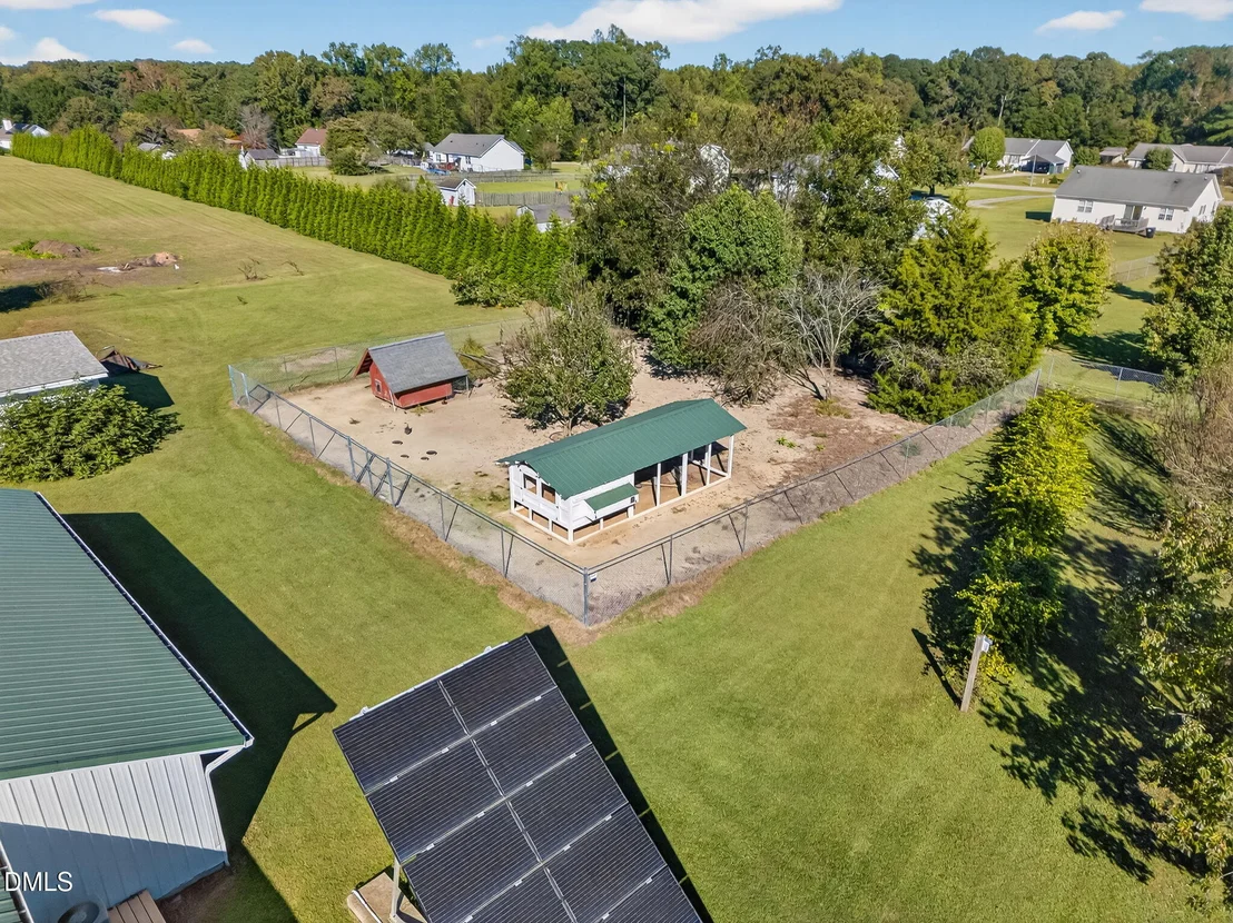 Photo of 1190 Sanders Road