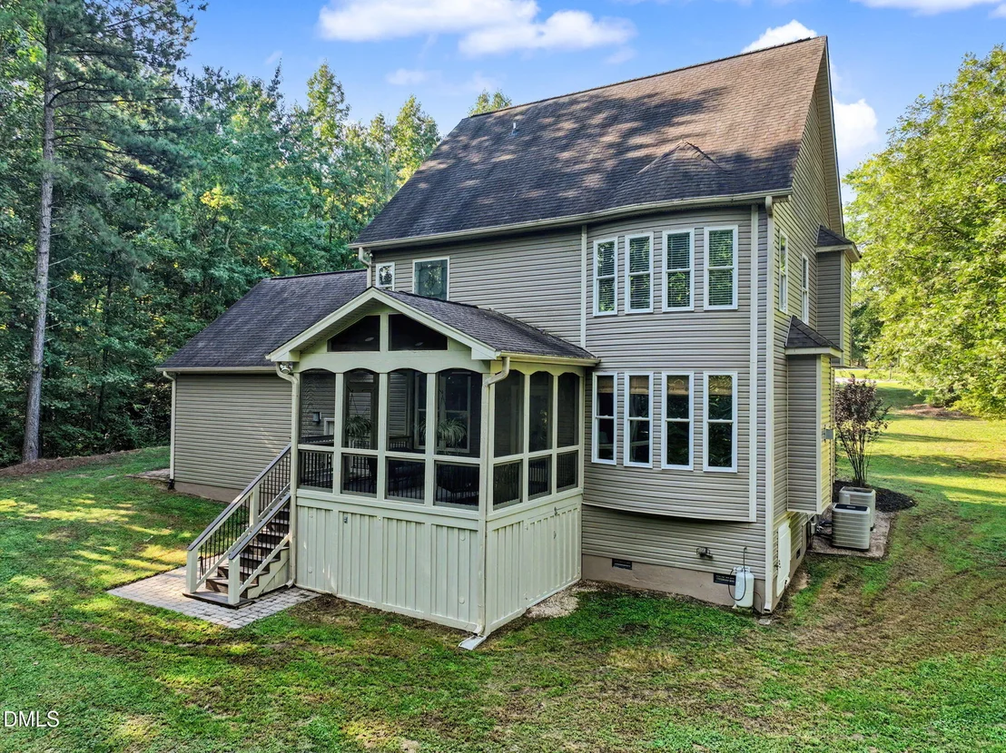 Photo of 2067 Windfall Court