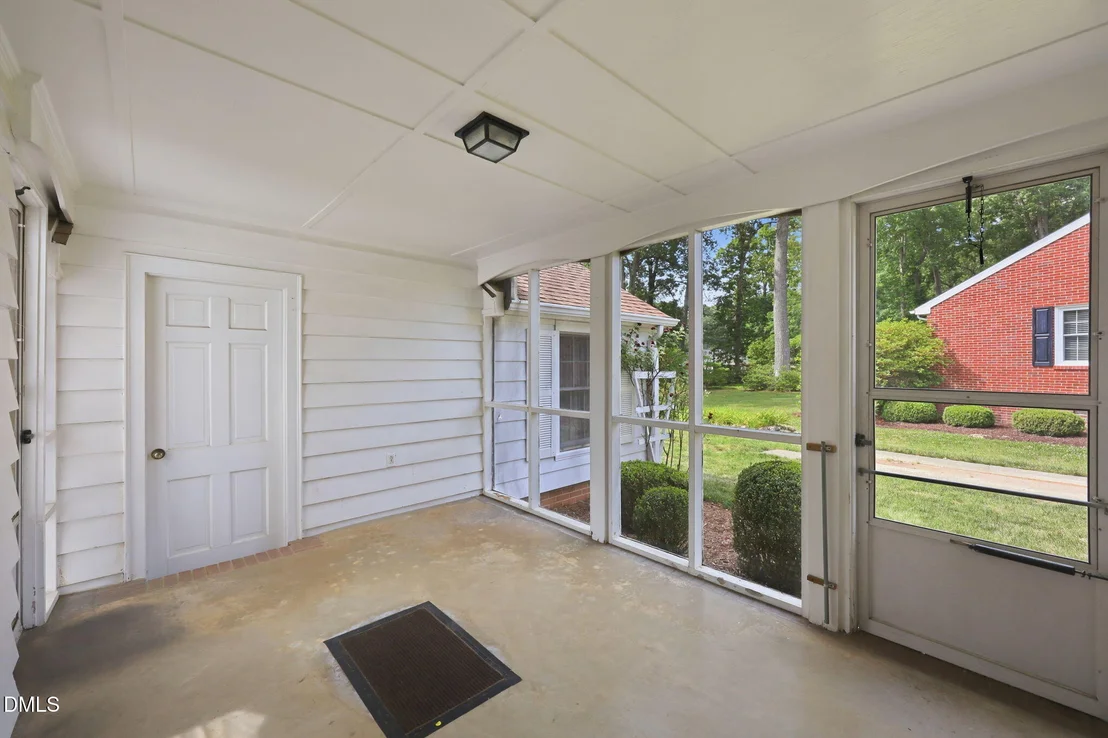 Photo of 203 Hillcrest Drive