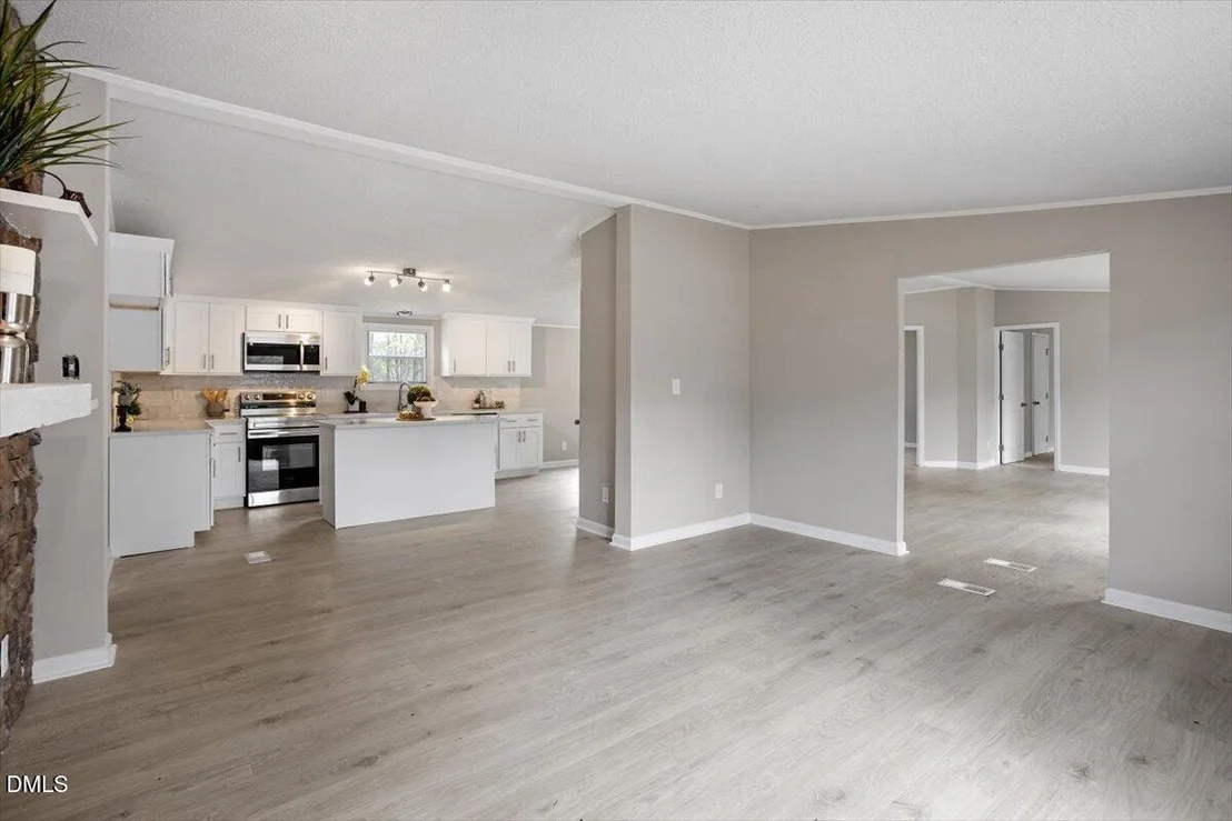 Photo of 493 Williams Road