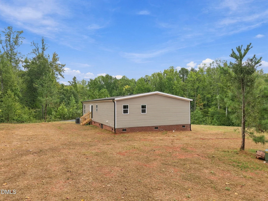 Photo of 8025 Cornwall Road
