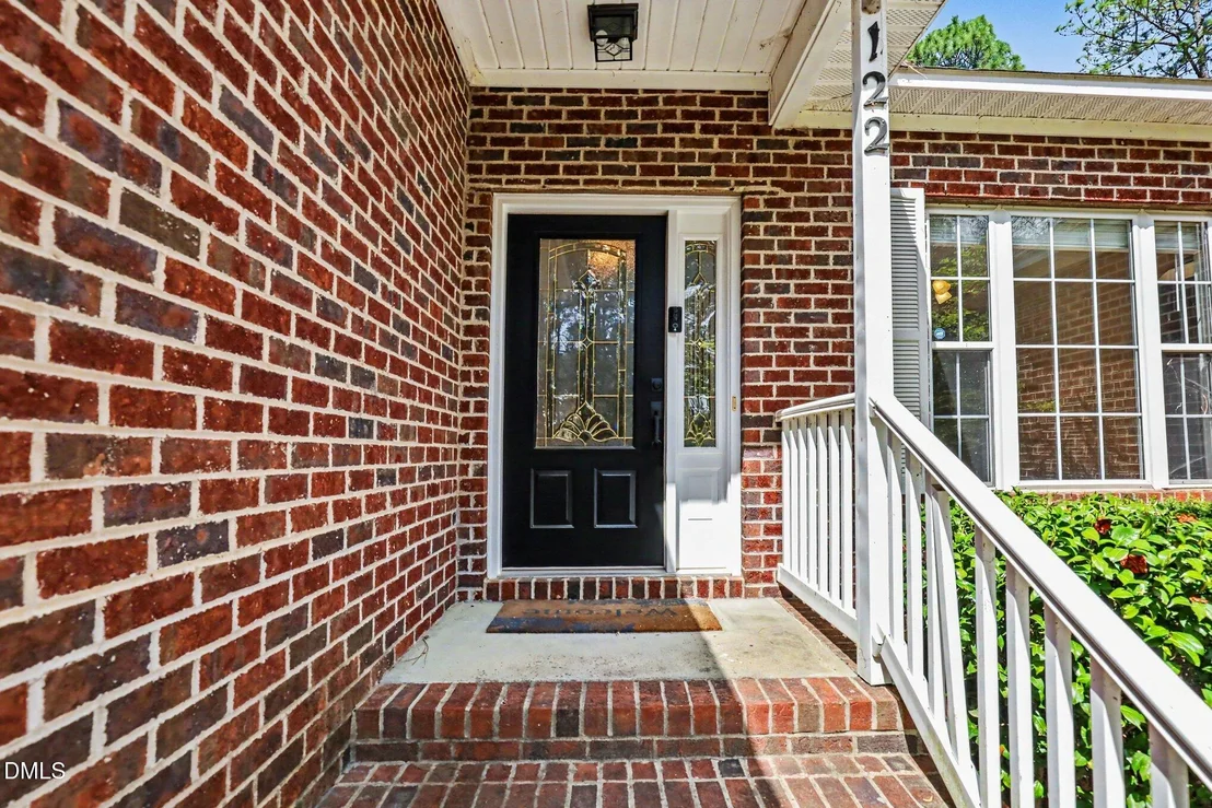Photo of 122 Vanore Road