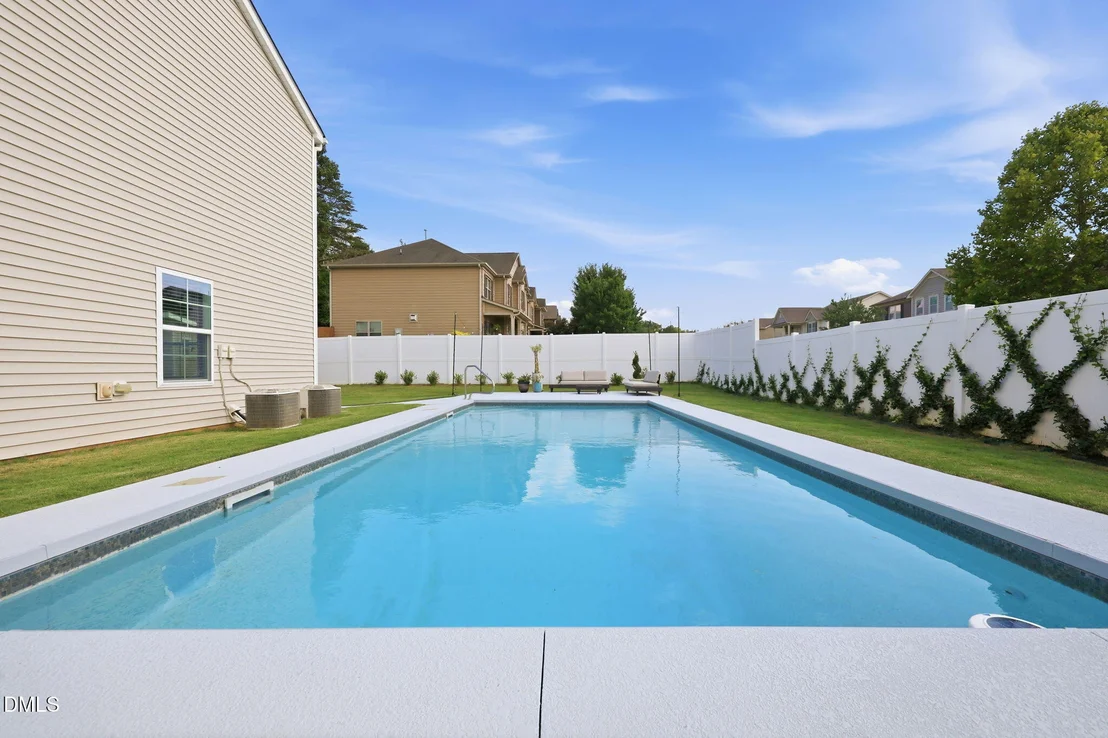 Photo of 921 Sugar Tree Drive