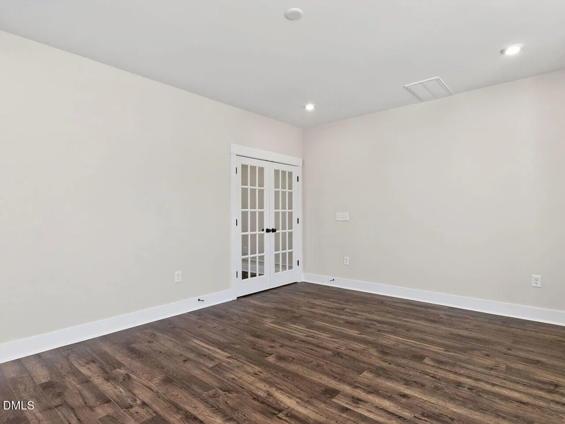 Photo of 1528 Level Stream Road