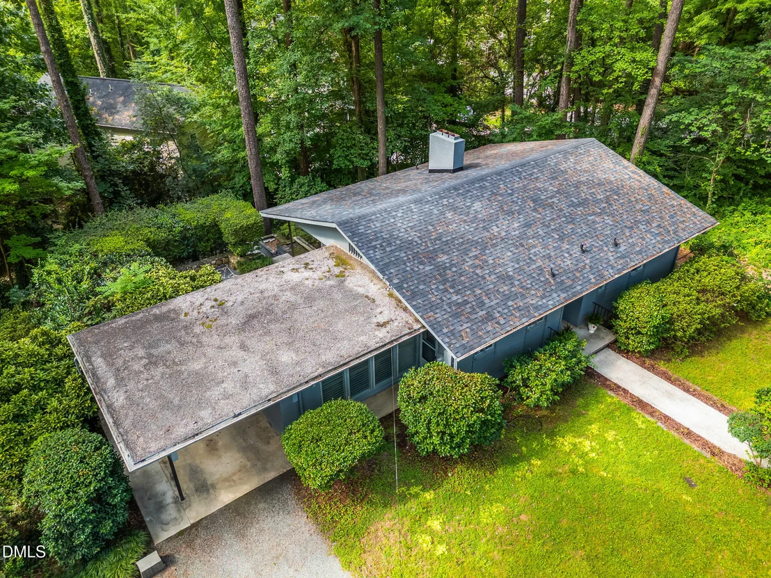 Photo of 425 Brookside Drive