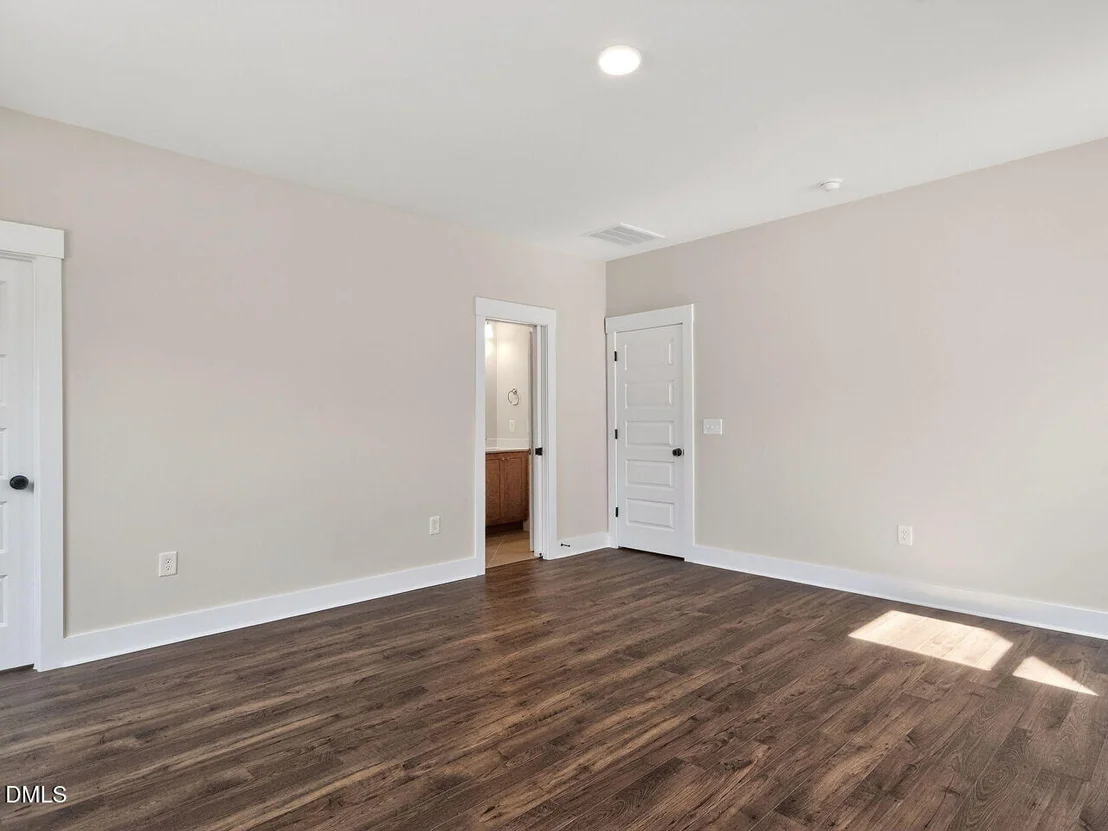 Photo of 1528 Level Stream Road